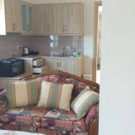 Vasili Sunstay Apartment