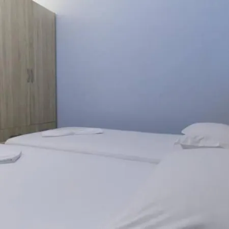 Vasili Sunstay Sarandë