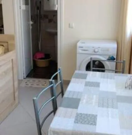 Vasili Sunstay Apartment Sarande